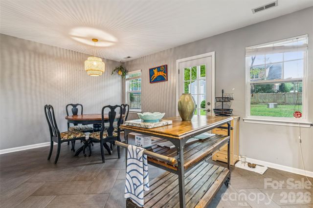 114 N Turner Avenue, Charlotte, NC 28216
