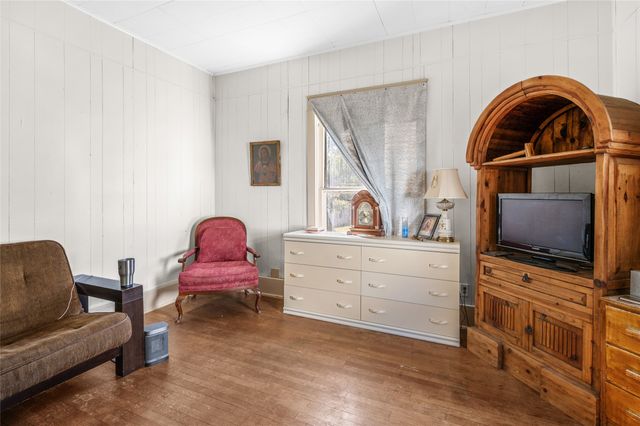 615 W Texas Street, Denison, TX 75020