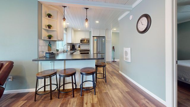 27096 Little Floyd Lake Road 1, Detroit Lakes, MN 56501