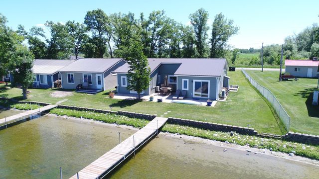 27096 Little Floyd Lake Road 1, Detroit Lakes, MN 56501