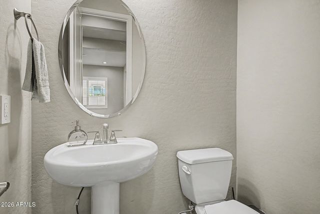 4260 S AMETHYST Drive, Chandler, AZ 85249