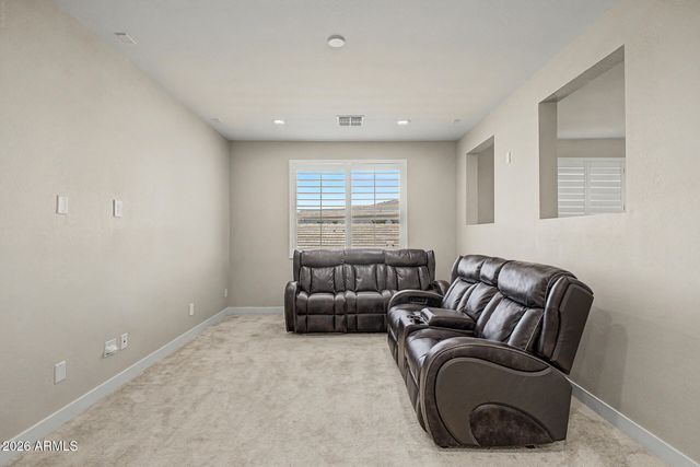 4260 S AMETHYST Drive, Chandler, AZ 85249