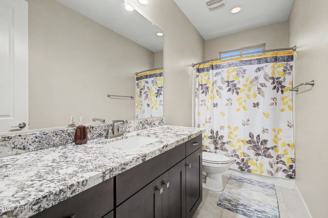 4260 S AMETHYST Drive, Chandler, AZ 85249