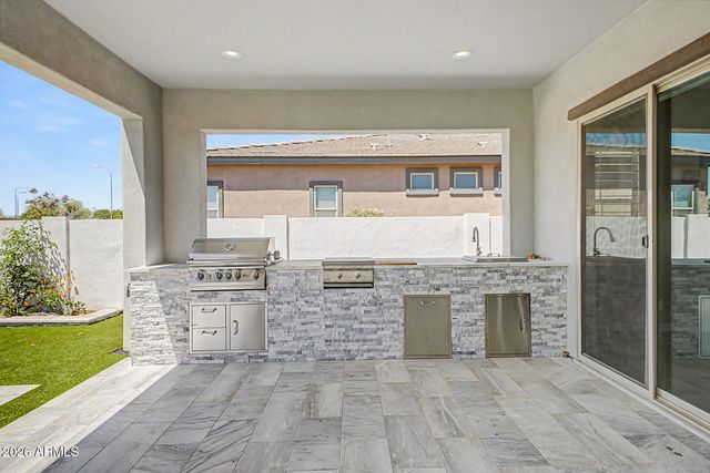 4260 S AMETHYST Drive, Chandler, AZ 85249