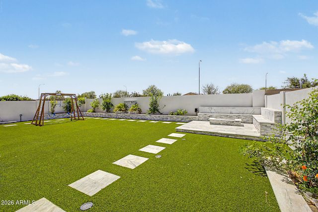 4260 S AMETHYST Drive, Chandler, AZ 85249