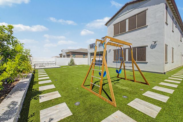 4260 S AMETHYST Drive, Chandler, AZ 85249