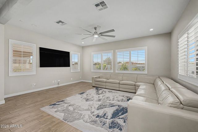 4260 S AMETHYST Drive, Chandler, AZ 85249