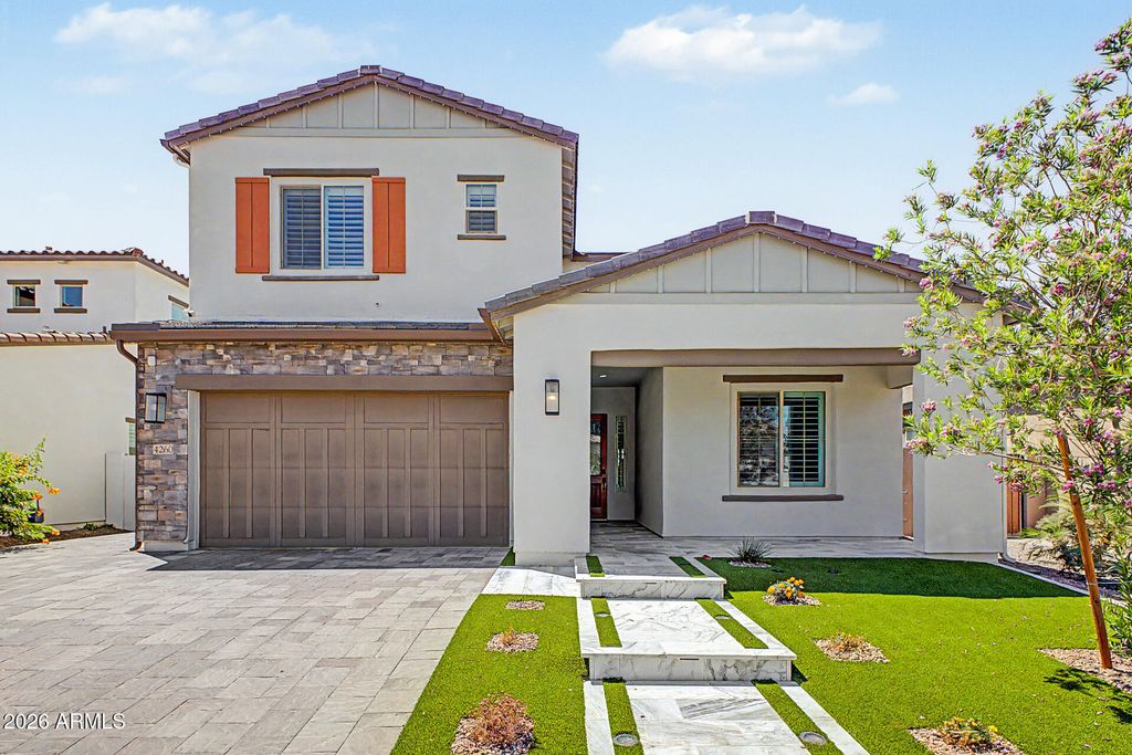 4260 S AMETHYST Drive, Chandler, AZ 85249 — photo 2