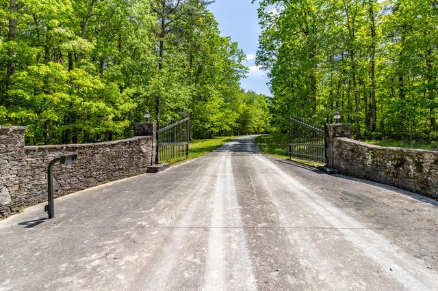 171 Fieldstone Lane, Pikeville, TN 37367