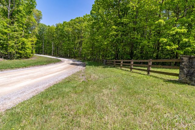 171 Fieldstone Lane, Pikeville, TN 37367