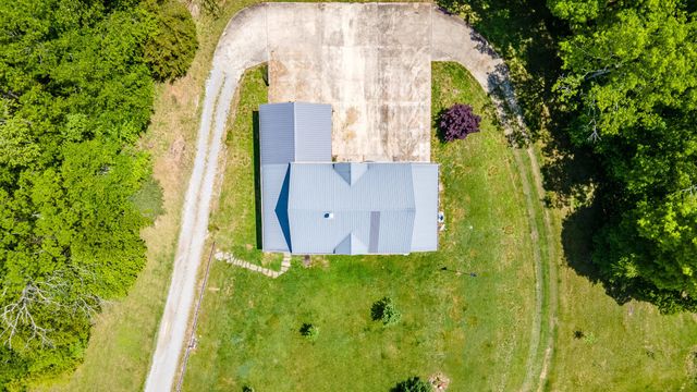 171 Fieldstone Lane, Pikeville, TN 37367