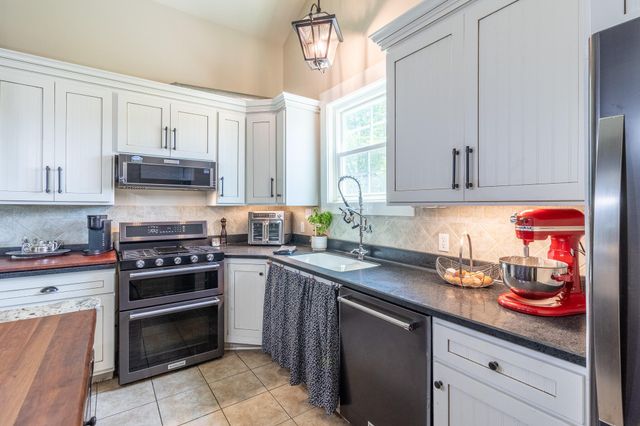 171 Fieldstone Lane, Pikeville, TN 37367