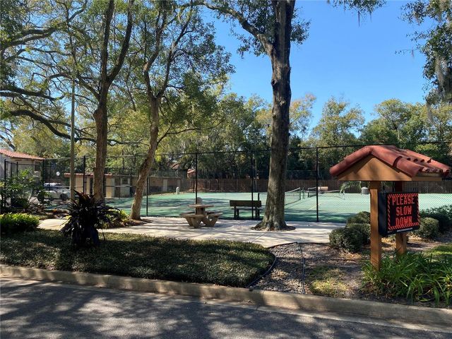 1260 LAKE WILLISARA CIRCLE, Orlando, FL 32806
