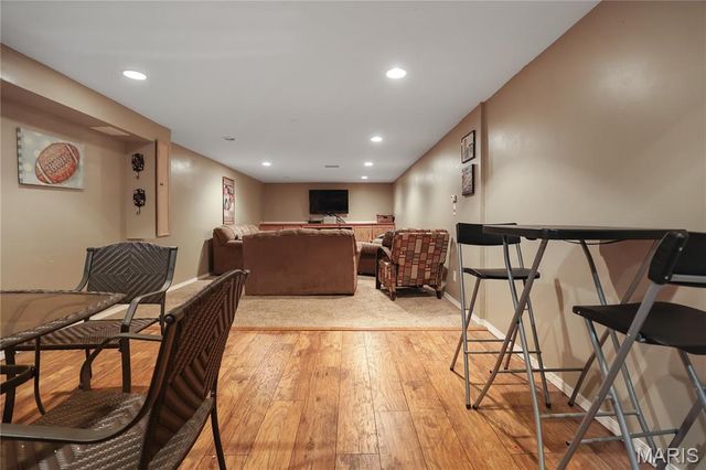 11511 Corlyn Drive, St Louis, MO 63138