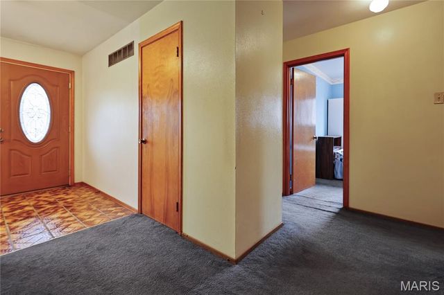 11511 Corlyn Drive, St Louis, MO 63138