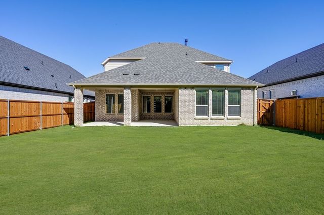 129 South Oak Drive, Oak Point, TX 75068