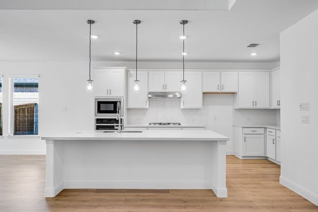 129 South Oak Drive, Oak Point, TX 75068