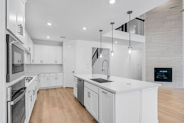 129 South Oak Drive, Oak Point, TX 75068