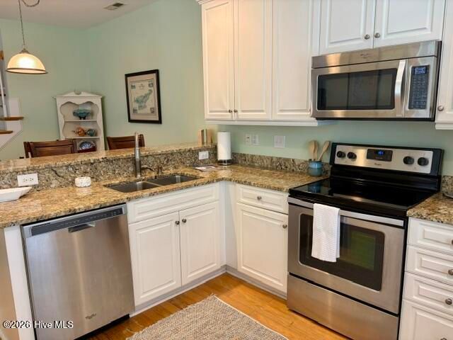 310 Marina View Drive, Southport, NC 28461
