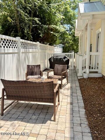 310 Marina View Drive, Southport, NC 28461