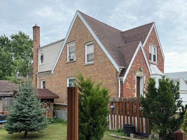 7713 W Forest Preserve Avenue, Chicago, IL 60634