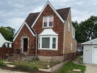 7713 W Forest Preserve Avenue, Chicago, IL 60634