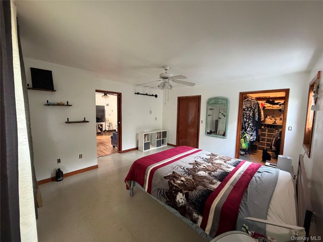 1413 Goshen Turnpike, Middletown, NY 10941