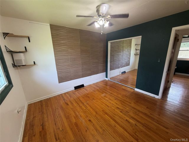 1413 Goshen Turnpike, Middletown, NY 10941