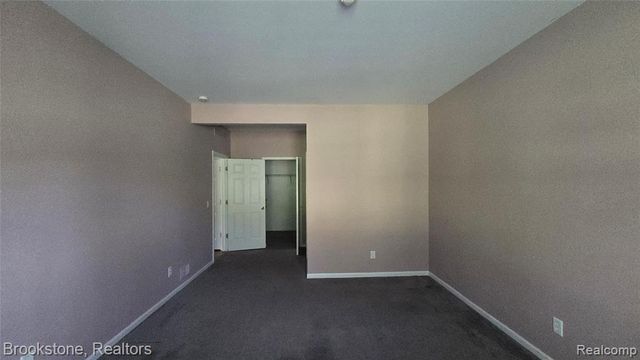 1976 Pinecroft Drive 194, Canton, MI 48188