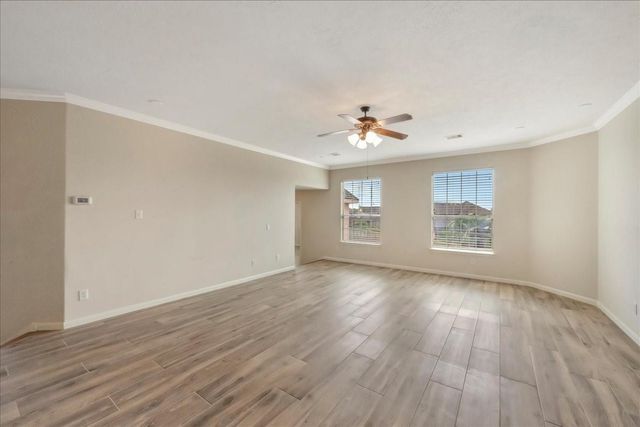 2225 Palm Bay Circle, Seabrook, TX 77586