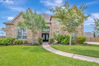 2225 Palm Bay Circle, Seabrook, TX 77586