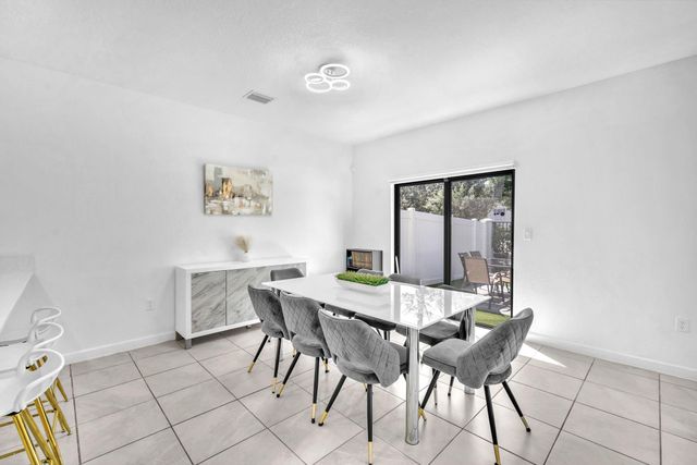 20308 NW 6th Pl, Miami Gardens, FL 33169