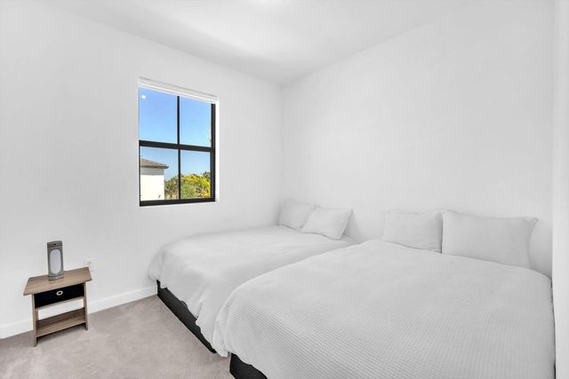 20308 NW 6th Pl, Miami Gardens, FL 33169