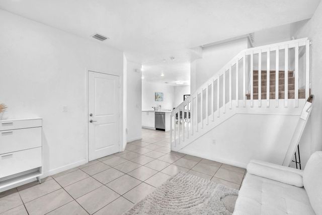 20308 NW 6th Pl, Miami Gardens, FL 33169