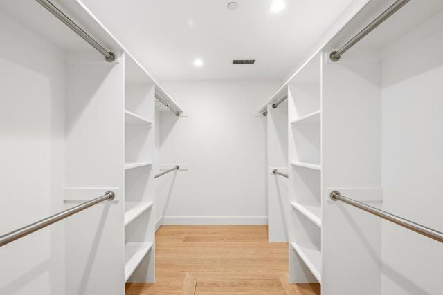 121 Inner Circle, Redwood City, CA 94062