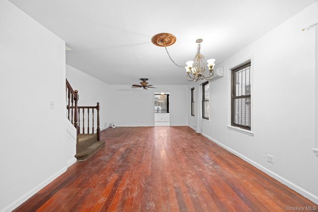 16737 109th Road, Jamaica, NY 11433