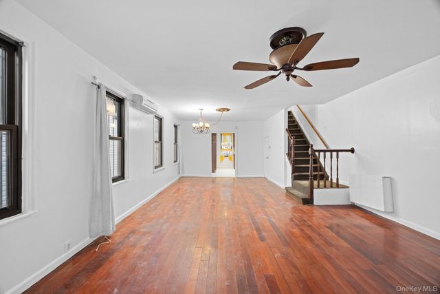 16737 109th Road, Jamaica, NY 11433