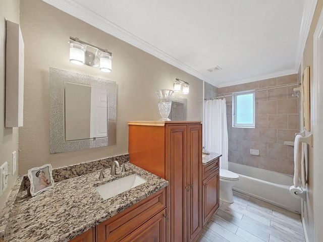 438 LAFAYETTE BOULEVARD, Oldsmar, FL 34677