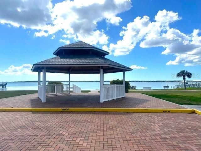 438 LAFAYETTE BOULEVARD, Oldsmar, FL 34677