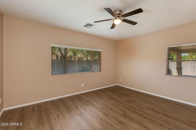 613 W STANLEY Avenue, San Tan Valley, AZ 85140