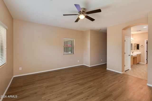 613 W STANLEY Avenue, San Tan Valley, AZ 85140