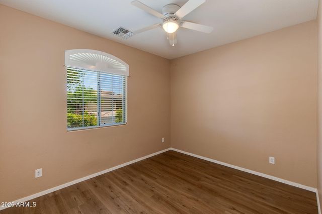 613 W STANLEY Avenue, San Tan Valley, AZ 85140