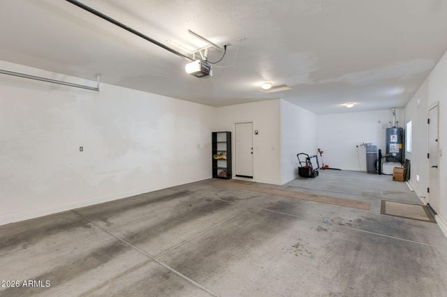 613 W STANLEY Avenue, San Tan Valley, AZ 85140