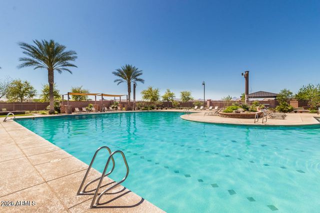 613 W STANLEY Avenue, San Tan Valley, AZ 85140