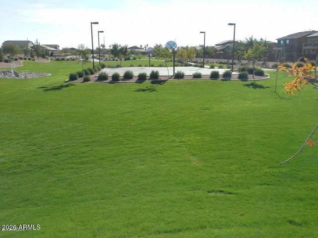 613 W STANLEY Avenue, San Tan Valley, AZ 85140