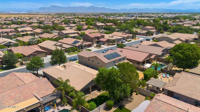 613 W STANLEY Avenue, San Tan Valley, AZ 85140