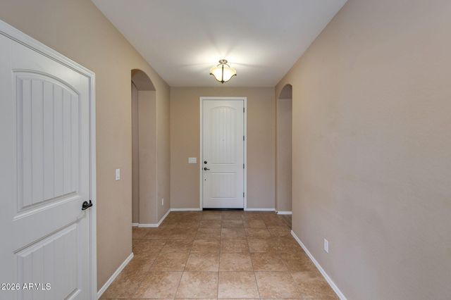 613 W STANLEY Avenue, San Tan Valley, AZ 85140