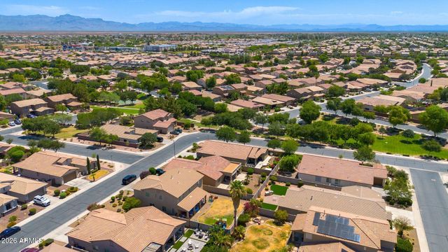 613 W STANLEY Avenue, San Tan Valley, AZ 85140