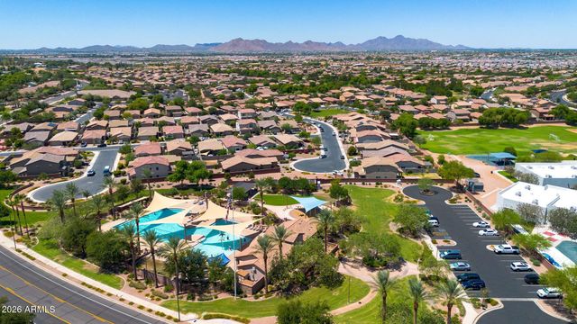 613 W STANLEY Avenue, San Tan Valley, AZ 85140