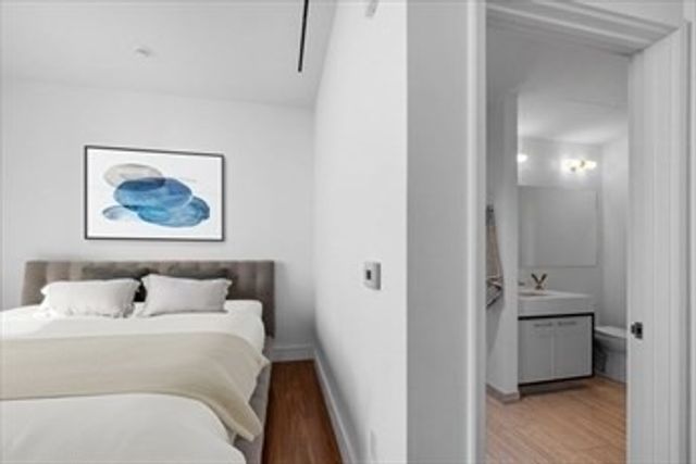 1 Dalton 3506, Boston, MA 02115